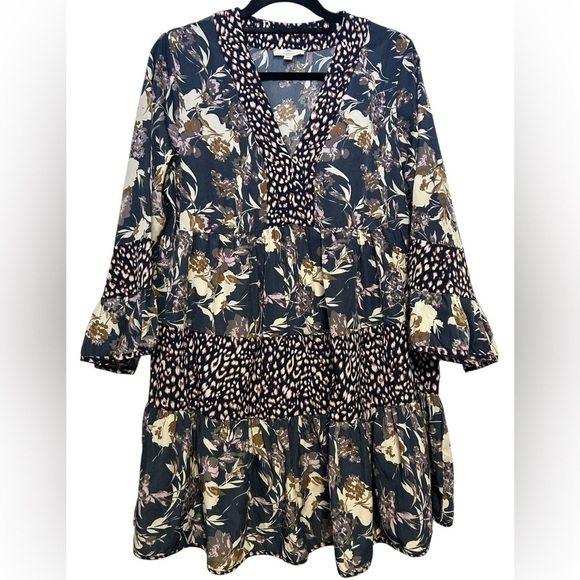 entro Dresses & Skirts - Entro Floral & Leopard Print Tiered Boho Mini Dress Size Medium
